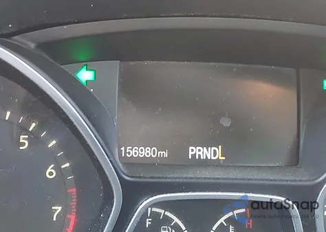 2017 Ford Focus Se z USA, uszkodzony, nr VIN 1FADP3F27HL327034